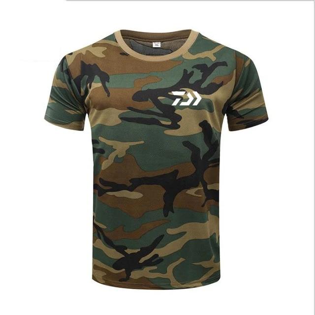 DAIWA Men's Fishing T Shirt Summer Camouflage Fishing